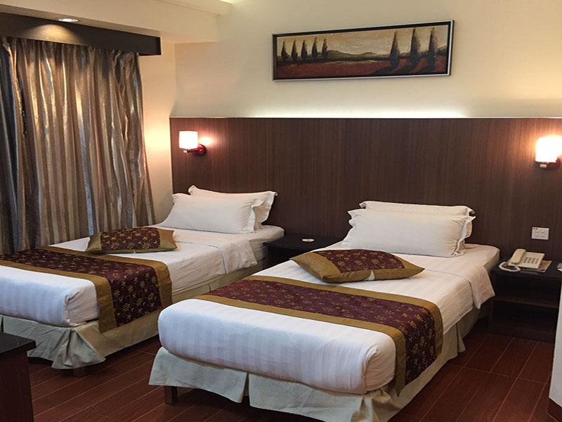 Hotel Ambassador 3 Room